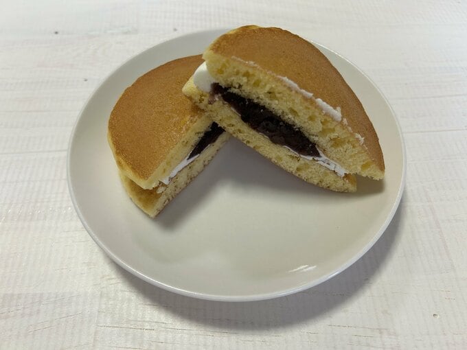 国産バターと自家炊き餡のパンケーキ