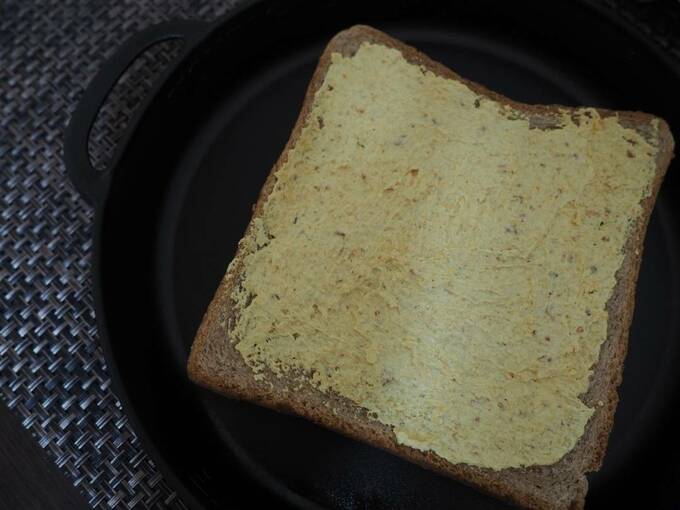食パンにぬった様子