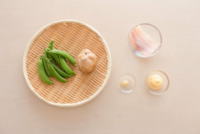 材料をならべました