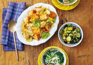 鶏肉と厚揚げの簡単おかずレシピ。低糖質・低カロリーでも食べごたえバッチリ