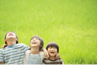 「こっち向いて～」はNG！子どもの笑顔を上手に撮影する方法