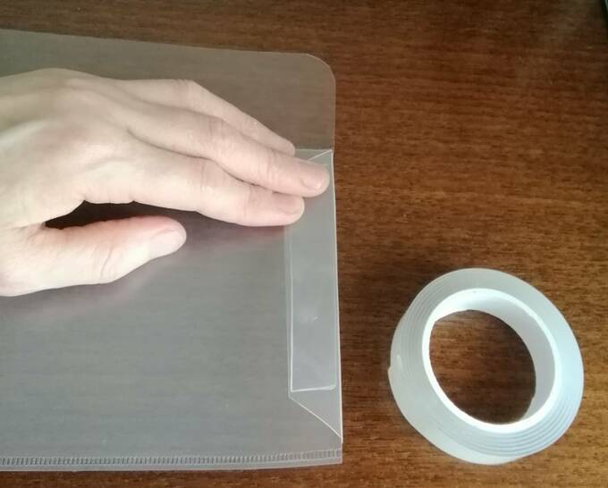 のりしろにテープ