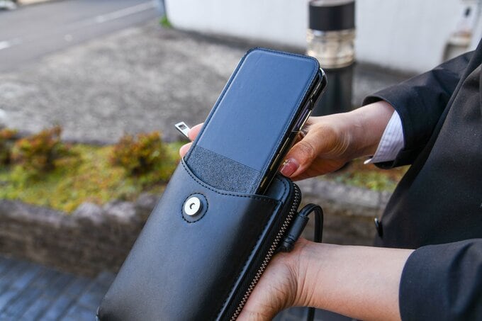 合成皮革のショルダー