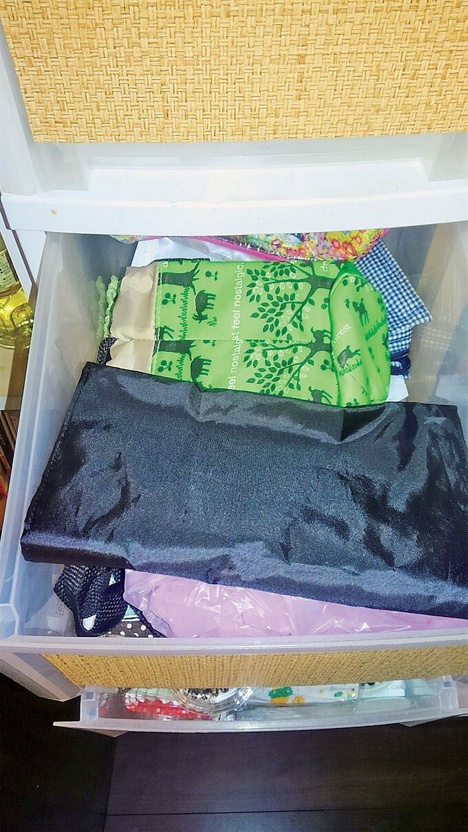 キッチン収納棚の整理