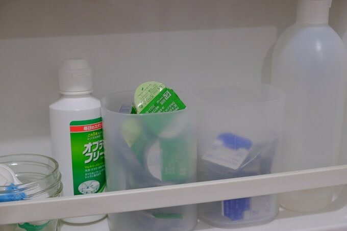 コンタクトの収納の様子