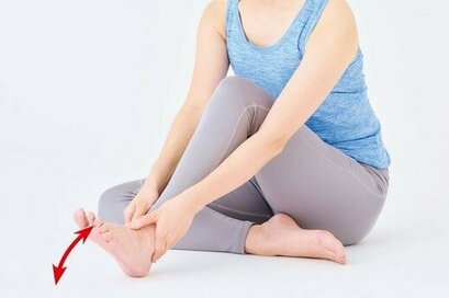 1分で足のむくみ・だるさを軽くしてスラリとした美脚に。むしろ「痛気持ちいい」