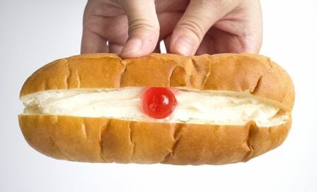 まるでケーキ！乙女な見た目にうっとり＜甲斐みのりの地元パンめぐり＞