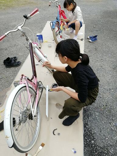 100均 スプレー塗料 自転車かご