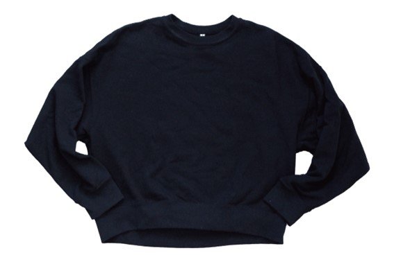 スウェットシャツ 2990円(ユニクロ)