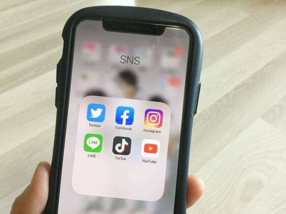 スマートフォン