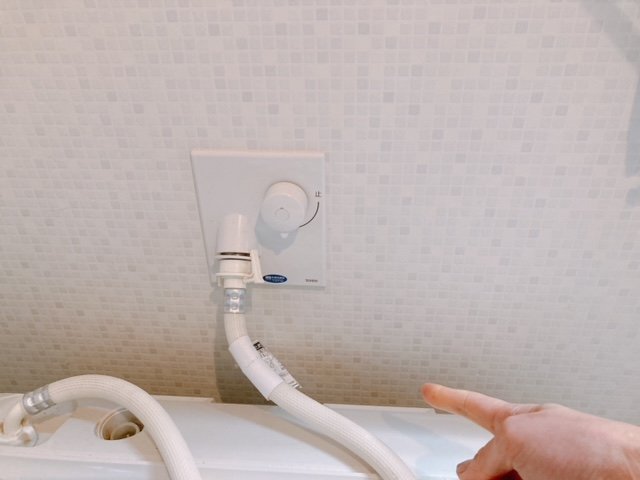 洗面台のいやーなすき間を埋める秘密兵器 マルバッカー Esseonline エッセ オンライン