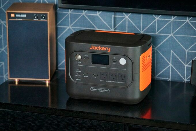 Jackery ポータブル電源 1500 New
