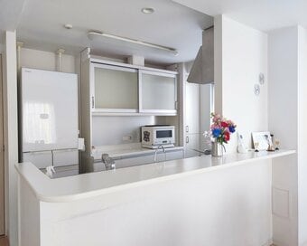 「炊飯器やケトルはもたない」50代のシンプル暮らし。手放したことで家事負担が減り心まで軽くなった