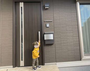 玄関をストレスフリーに。スマートキーや土間収納…採用して正解の設備