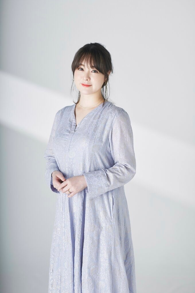 貫地谷しほりさん