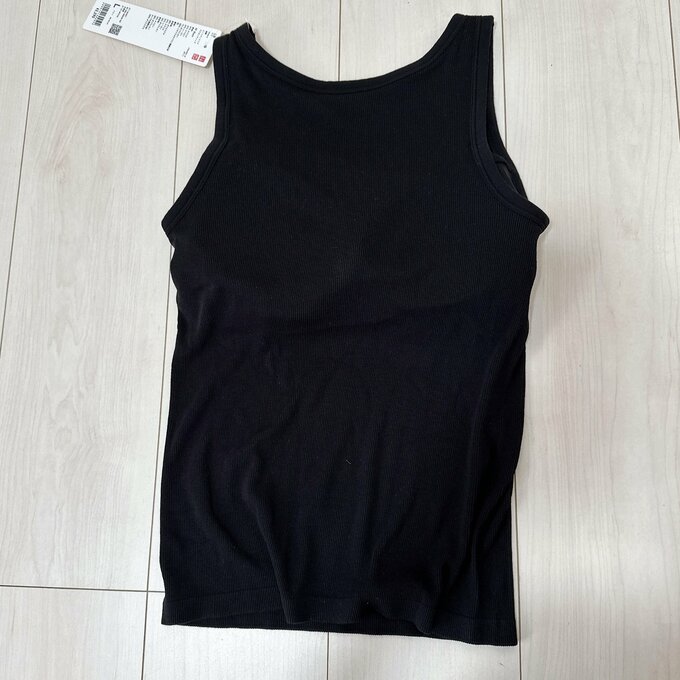 極暖ヒートテックリブブラタンクトップ後ろ