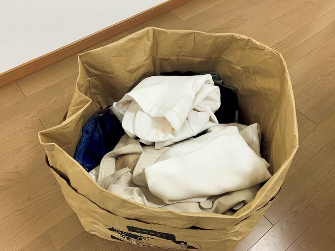 袋に古着