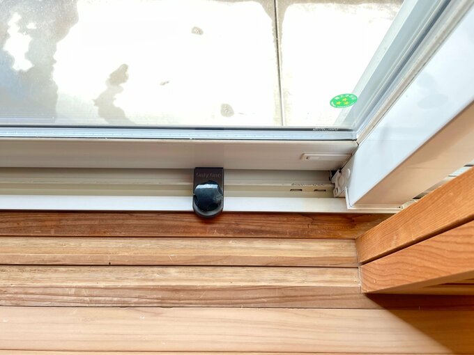 ウインドロックZEROを設置した窓