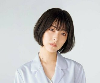 『ドクターホワイト』浜辺美波さんが語る見どころ。「CDTの会話劇がすごくおもしろい」