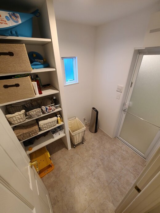 洗面台のない脱衣所