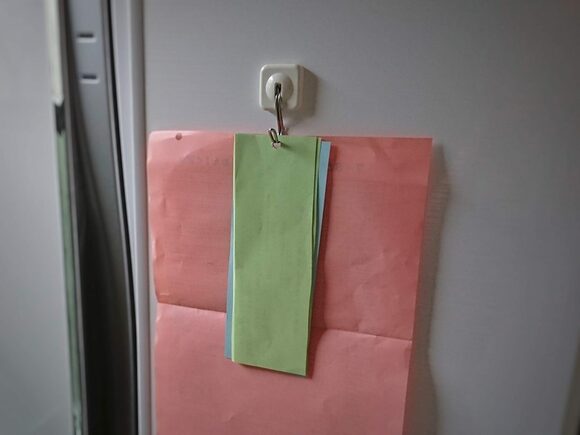 書類の掲示や整理に