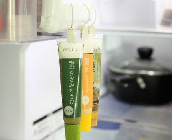 チューブ類はつり下げ収納