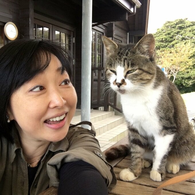川上麻衣子さんと猫