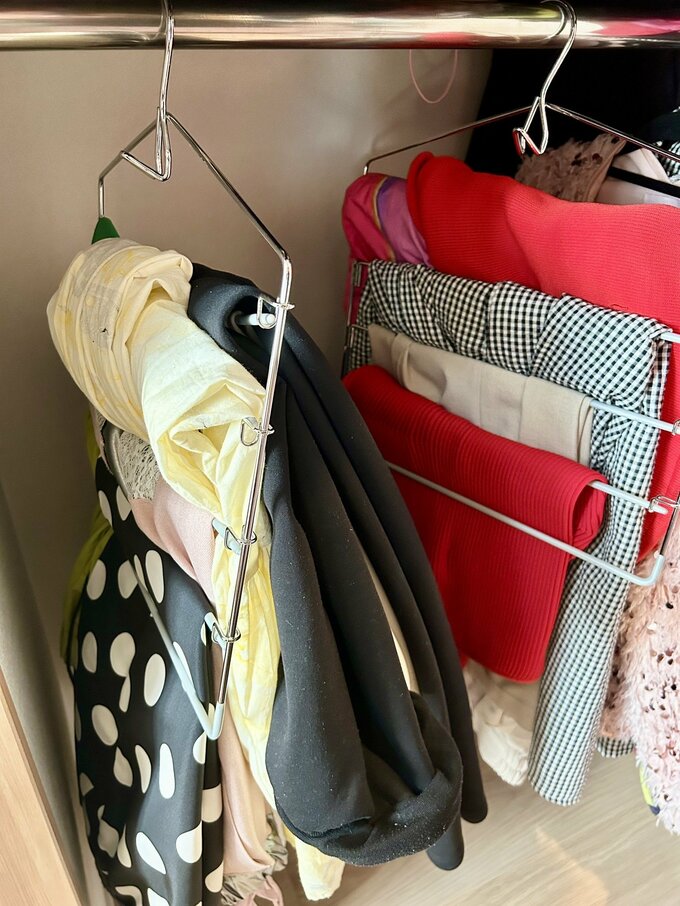 不便なハンガー