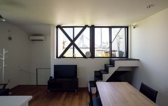 LDKからルーフバルコニーを見る