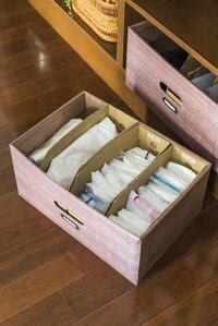 ゴミ袋はファイルボックスで仕切ってサイズを明記