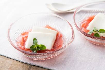 イチゴと牛乳でつくる絶品デザート。まろやかな甘さにうっとり