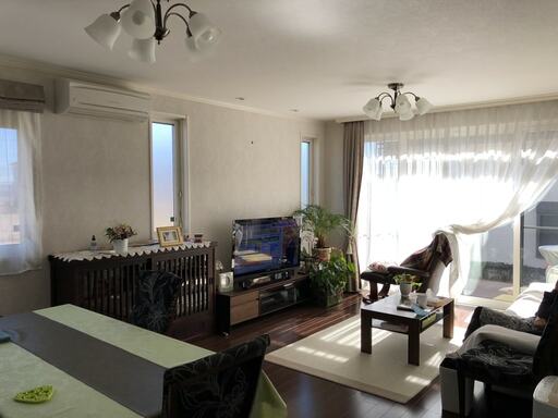 親世帯のリビング