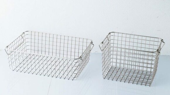 ワイヤーバスケット二つ