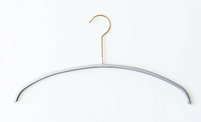 丸みのあるハンガー