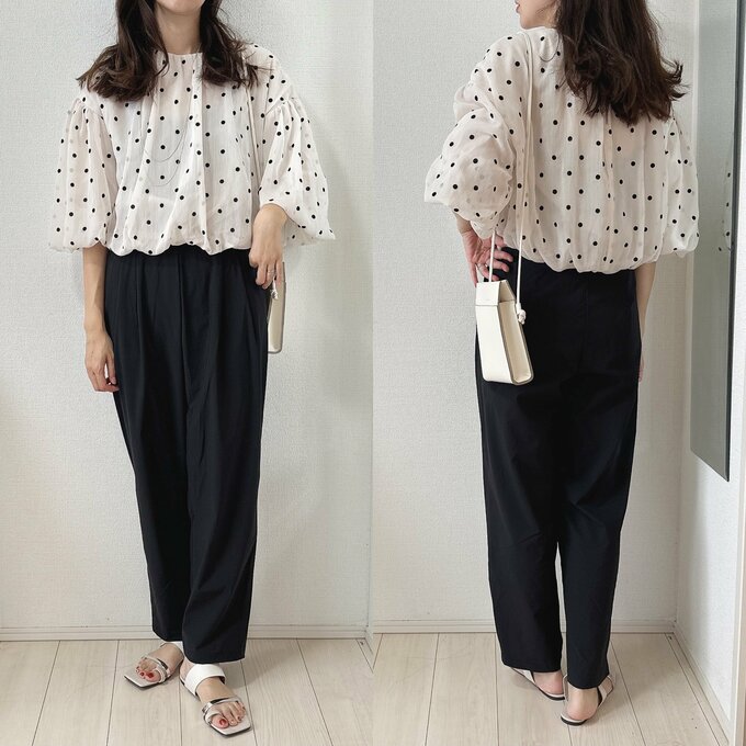 ドット柄のトップス