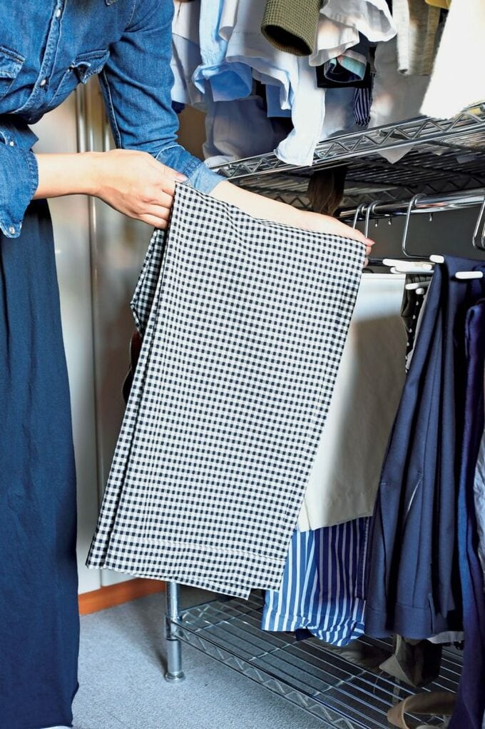 スラックスハンガー