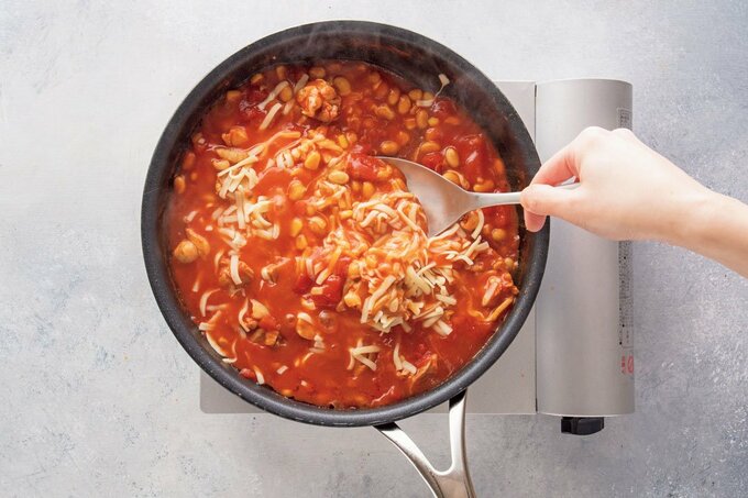 トマトソースにチーズ入れる