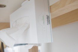 ティッシュつり下げ