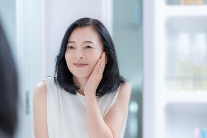 40代・年齢を重ねて見直したメイクや洋服。「5歳刻み」で自分をチェックする