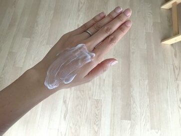 無印良品の日焼け止めミルク。たっぷり容量で家族全員で使える