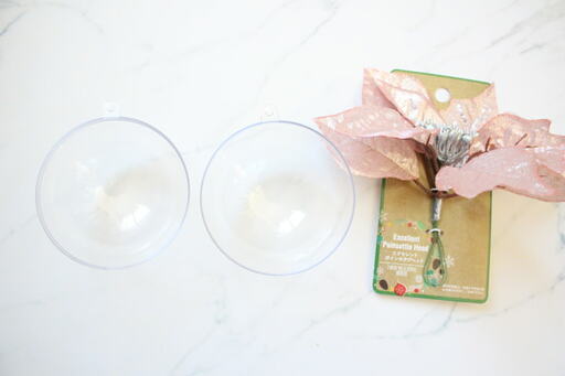 球形のオーナメント