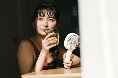 夏こそ「冷え症」リスクが…。シミやくすみも血流悪化のサイン