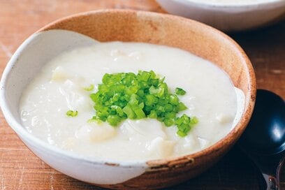 甘くてとろとろな豆乳仕立ての「おかゆ」レシピ。やさしいおいしさで消化にもいい