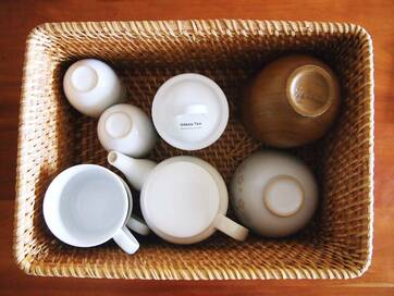 出し入れのストレスが激減！目にも美しい食器収納