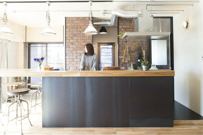 テーブル一体型キッチン