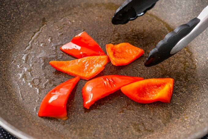 パプリカを焼く