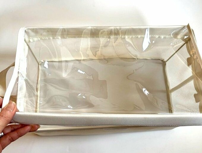 たためるメッシュフタ付き収納のフタ部分