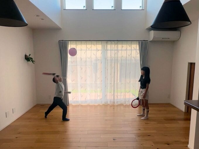 はしゃぐ子供たち