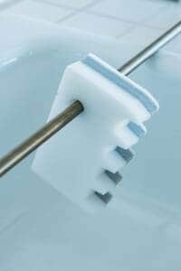 引っかけたスポンジ