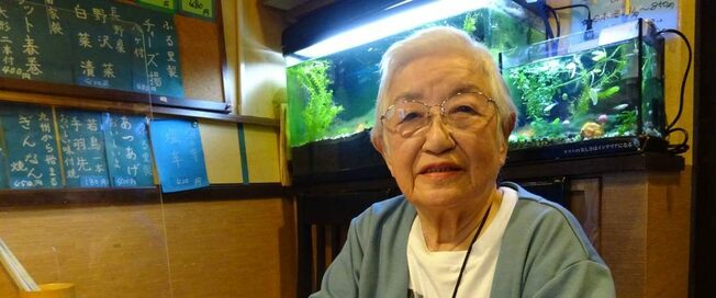 被爆体験をツイートし、話題の92歳。SNSを駆使して伝えたいこと